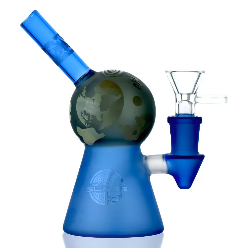 On Point Glass - 5.5" Planet Earth Inspired Water Pipe